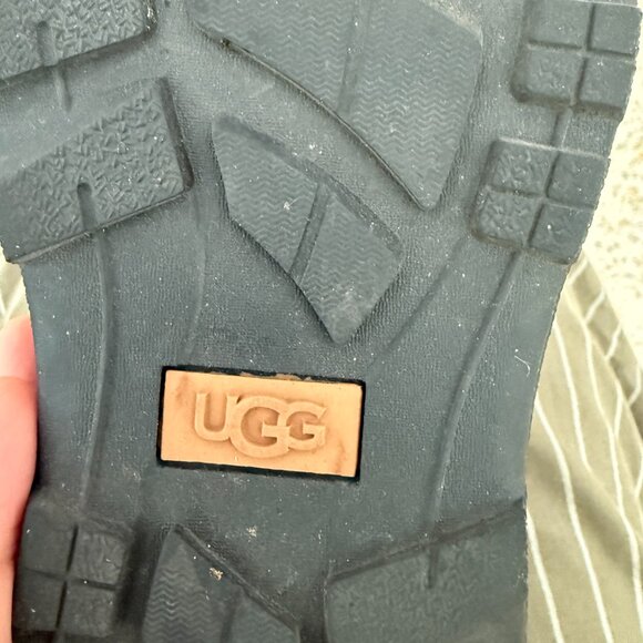 UGG Butte II brown boots size 6 - Picture 5 of 6